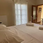 Apartment Alepochori *