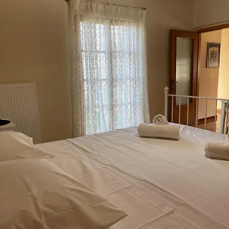 Apartment Alepochori *