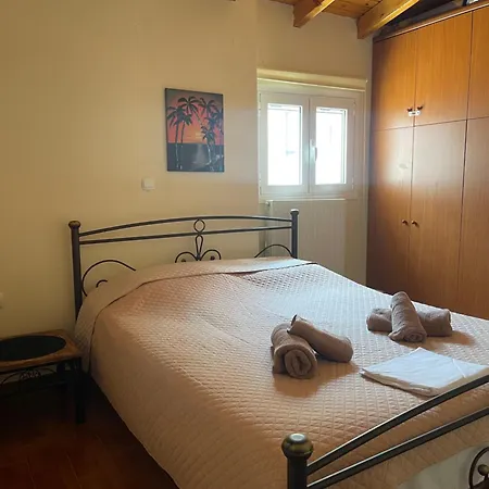 Alepochori Apartment *