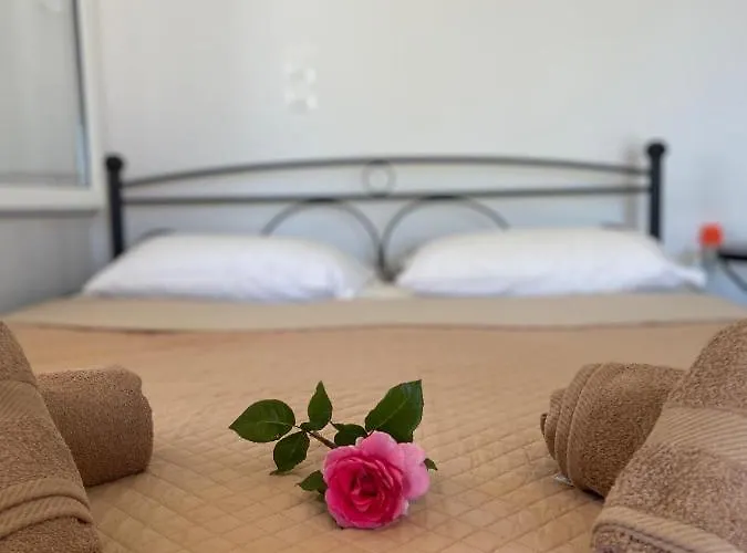 Alepochori Apartman *