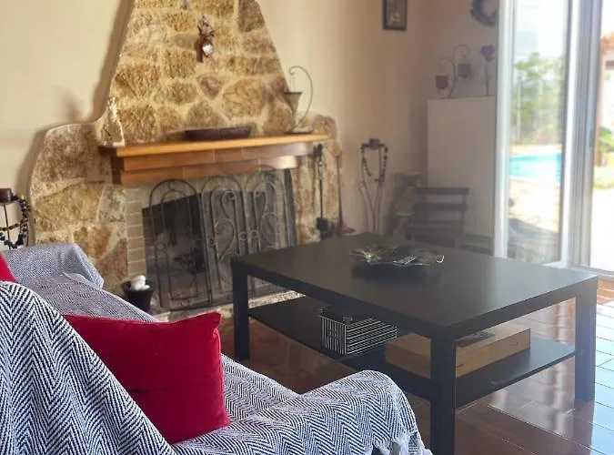 Apartment Alepochori *